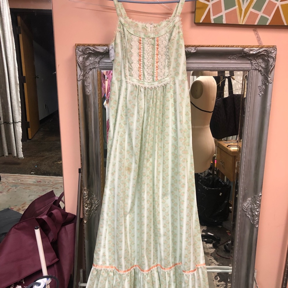 Vintage Light Green Floral Prairie Dress